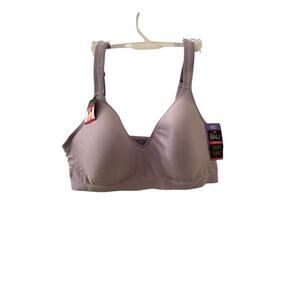 NWT Women’s Wireless Bali Bra, 42C, Lilac